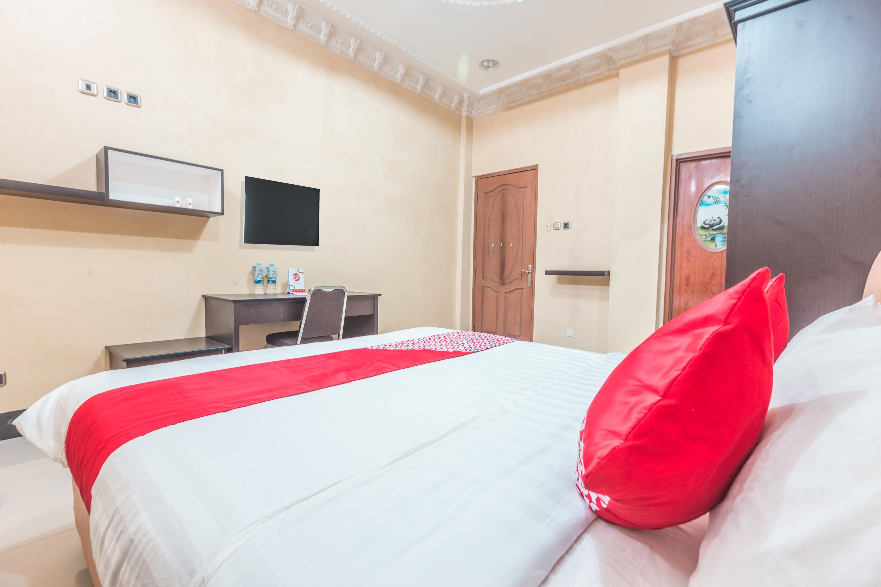 Super Oyo 1640 Fallinda Hotel Bogor Ngoại thất bức ảnh