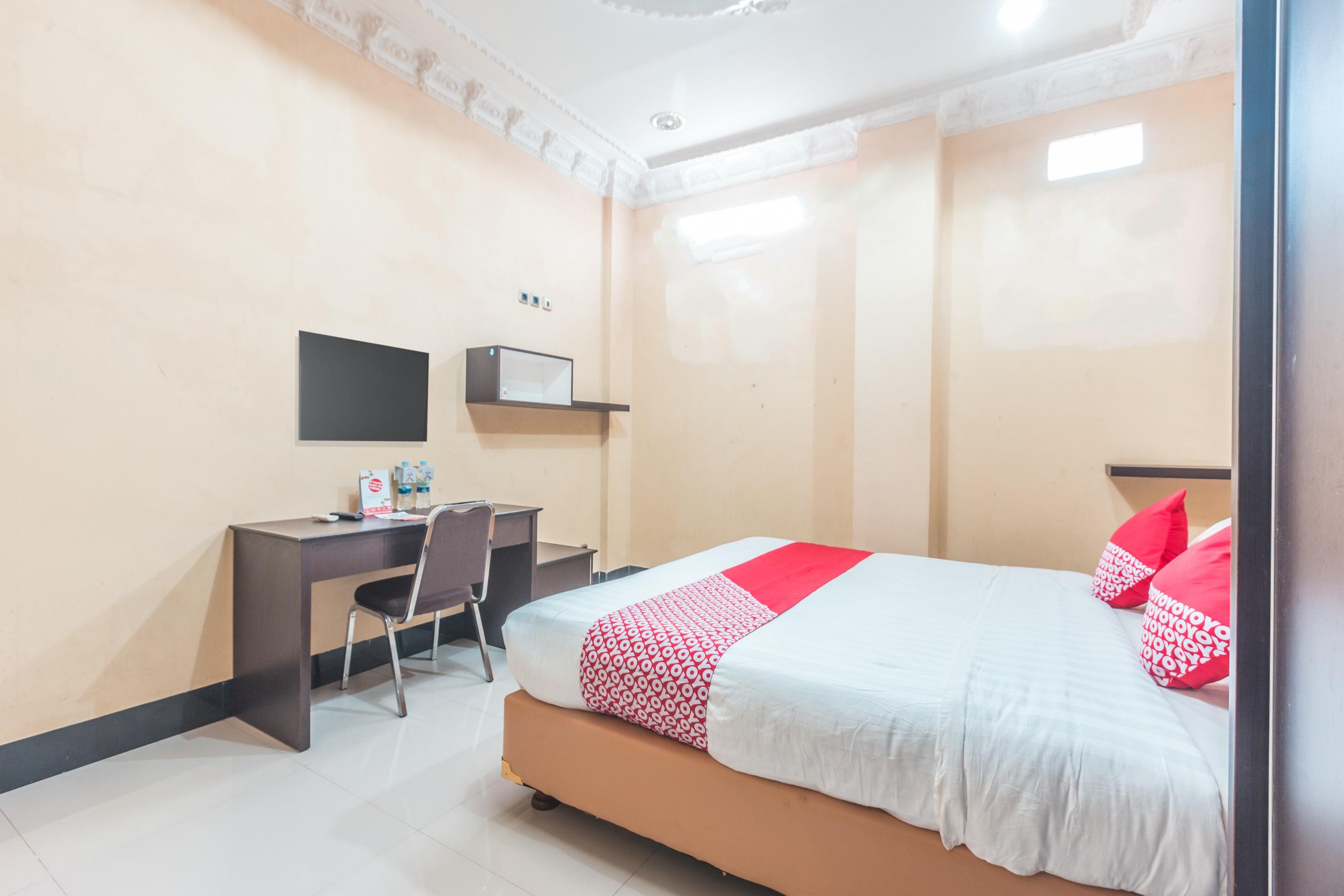 Super Oyo 1640 Fallinda Hotel Bogor Ngoại thất bức ảnh