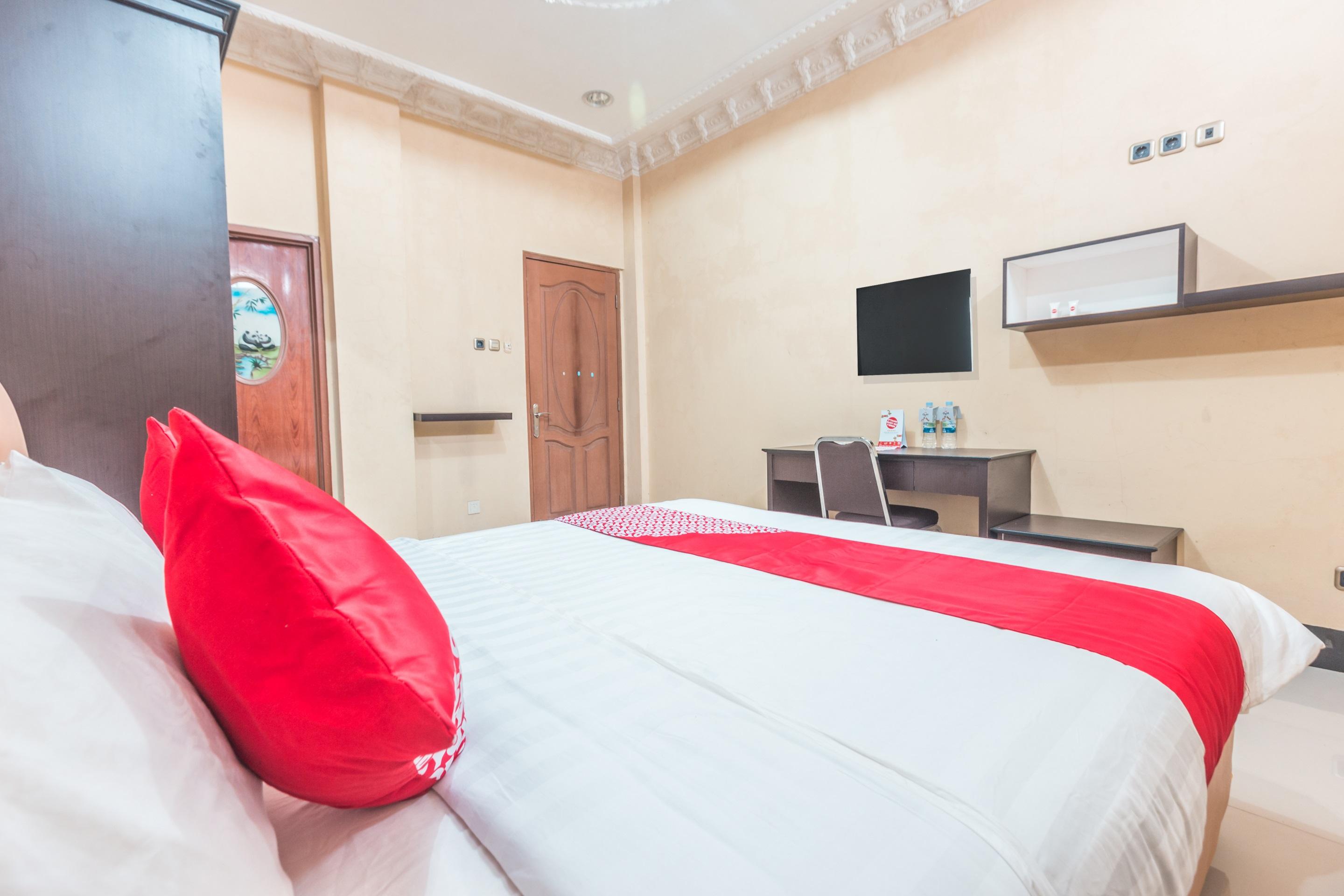 Super Oyo 1640 Fallinda Hotel Bogor Ngoại thất bức ảnh