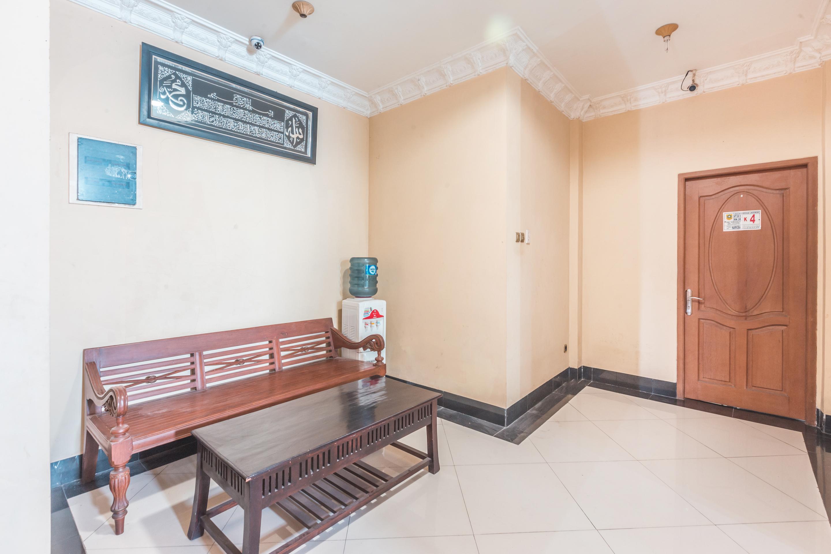 Super Oyo 1640 Fallinda Hotel Bogor Ngoại thất bức ảnh